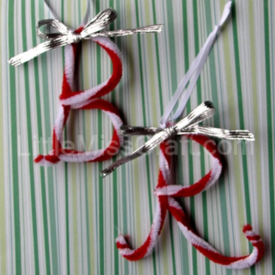 Craft Ideas Letters on Gifts Or The Christmas Tree With These Fun Candy Cane Alphabet
